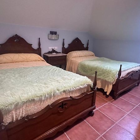Casa Alpargateiro Guest House Os Peares ภายนอก รูปภาพ