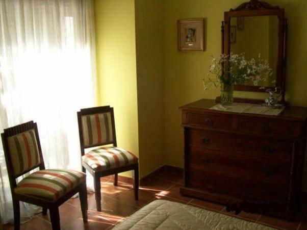 Casa Alpargateiro Guest House Os Peares ภายนอก รูปภาพ
