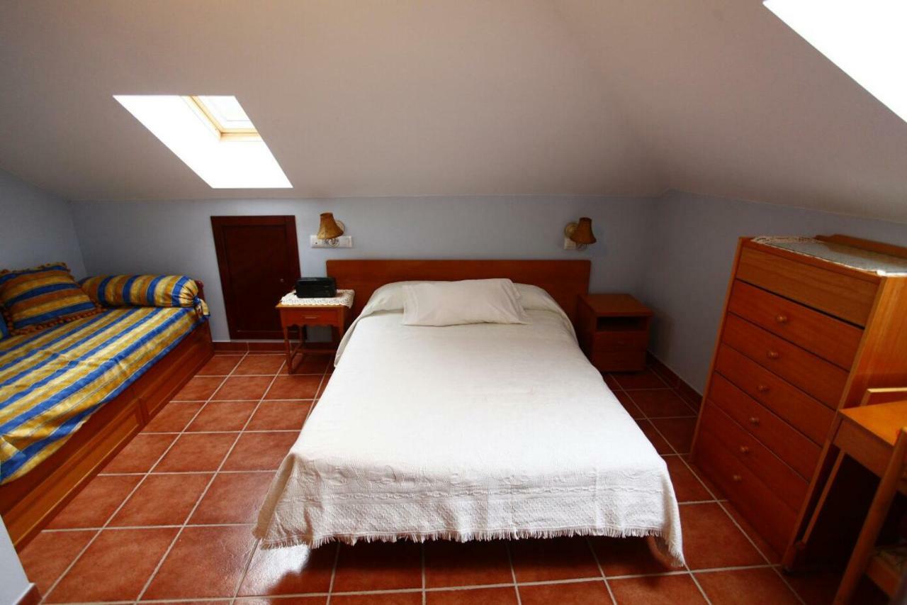 Casa Alpargateiro Guest House Os Peares ภายนอก รูปภาพ
